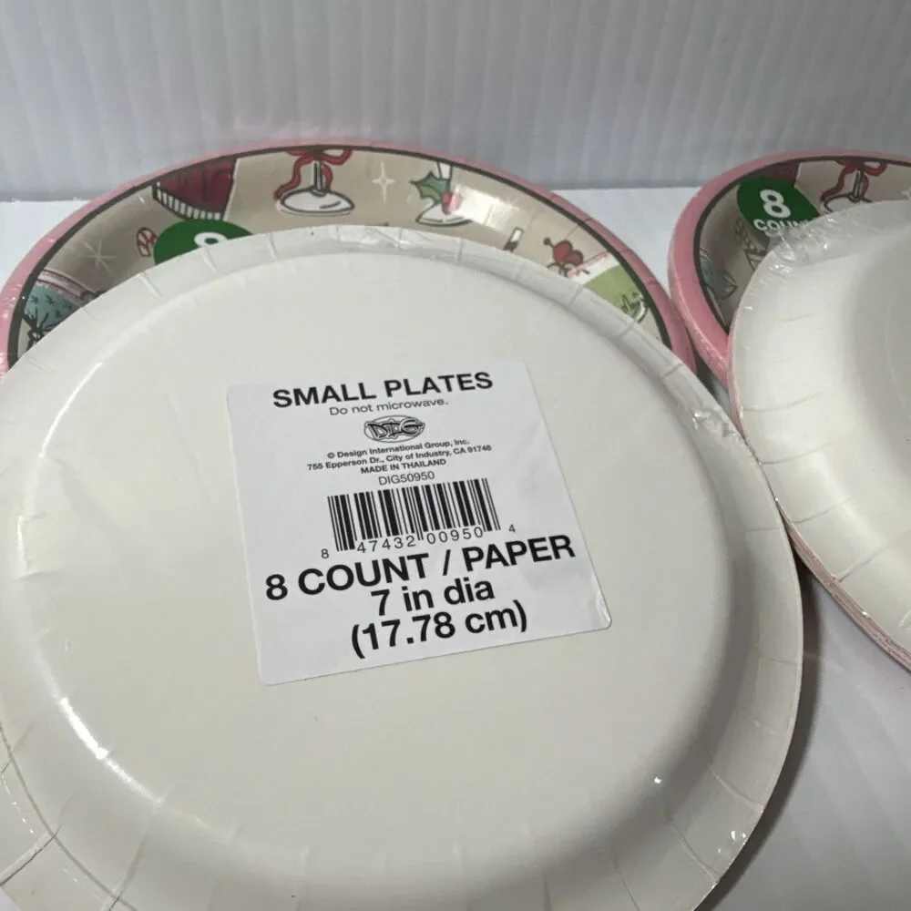 Design International Group Christmas Cocktail 7in Paper Plates 4pack of 8ct